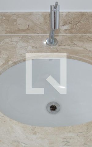 Apartamento à venda com 71m², 2 quartos e 1 vagaBanheiro da Suíte 2