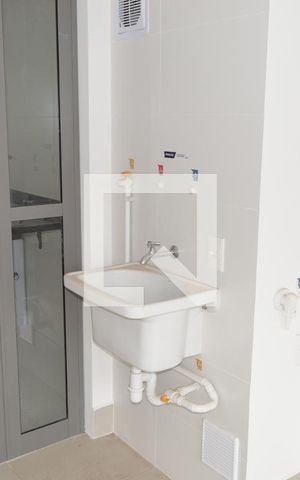 Apartamento à venda com 71m², 2 quartos e 1 vagaÁrea de Serviço