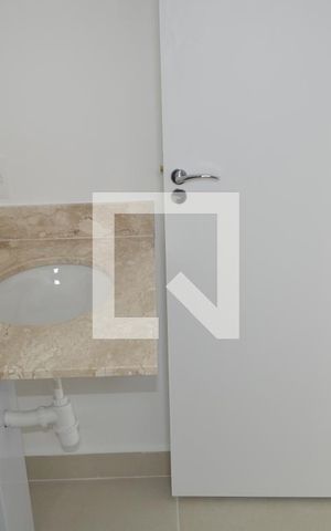 Apartamento à venda com 71m², 2 quartos e 1 vagaBanheiro da Suíte 2