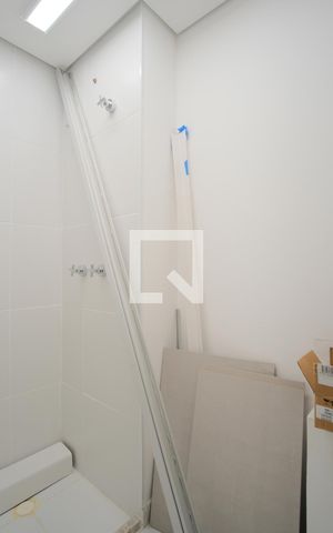 Apartamento à venda com 123m², 2 quartos e 2 vagasBanheiro de serviço