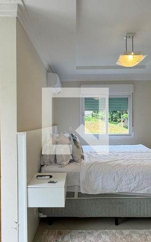 Casa de condomínio para alugar com 350m², 3 quartos e 6 vagasSuíte 1