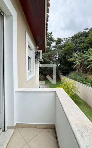 Casa de condomínio para alugar com 350m², 3 quartos e 6 vagassacada da Suíte 3