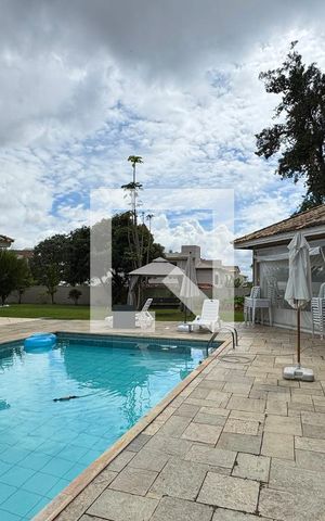 Casa de condomínio para alugar com 350m², 3 quartos e 6 vagasPiscina