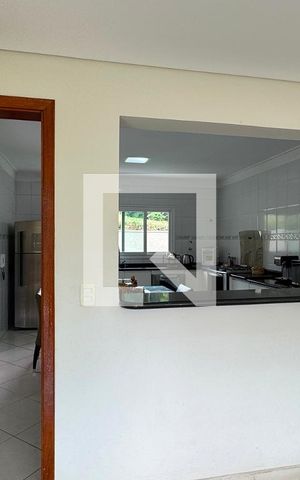 Casa de condomínio para alugar com 350m², 3 quartos e 6 vagasCozinha