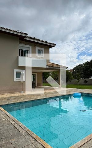 Casa de condomínio para alugar com 350m², 3 quartos e 6 vagasPiscina