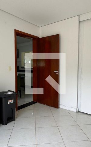 Casa de condomínio para alugar com 350m², 3 quartos e 6 vagasÁrea de Serviço