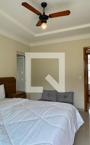 Casa de condomínio para alugar com 350m², 3 quartos e 6 vagasSuíte 3