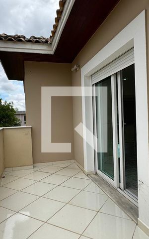 Casa de condomínio para alugar com 350m², 3 quartos e 6 vagasVaranda da Sala