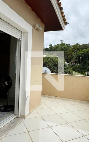 Casa de condomínio para alugar com 350m², 3 quartos e 6 vagasVaranda da Sala
