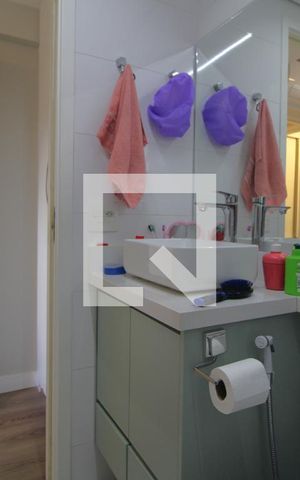 Apartamento à venda com 136m², 4 quartos e 2 vagasBanheiro do Quarto 2