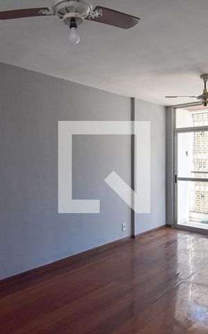 Apartamento para alugar com 166m², 4 quartos e 1 vaga Apartamento para alugar com 166m², 4 quartos e 1 vagaSala