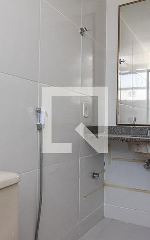 Apartamento para alugar com 166m², 4 quartos e 1 vaga Apartamento para alugar com 166m², 4 quartos e 1 vagaBanheiro da Suíte
