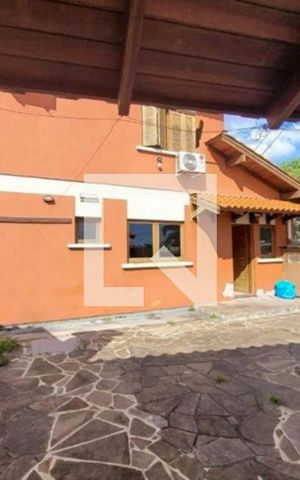 Casa à venda com 358m², 5 quartos e 2 vagasQuintal