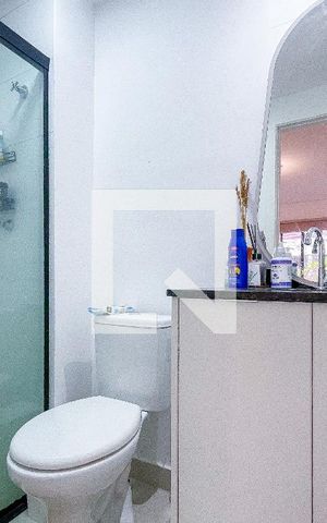Studio à venda com 24m², 1 quarto e sem vaga Studio à venda com 24m², 1 quarto e sem vagaBanheiro