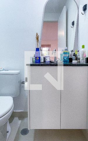 Studio à venda com 24m², 1 quarto e sem vaga Studio à venda com 24m², 1 quarto e sem vagaBanheiro