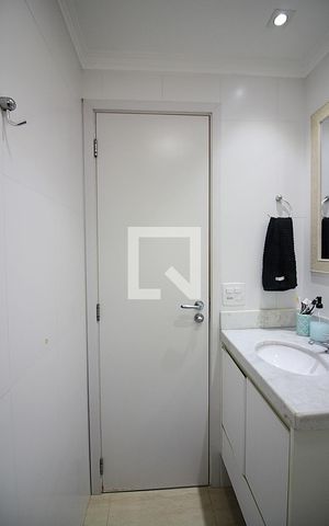 Apartamento à venda com 53m², 2 quartos e 1 vagaBanheiro Social