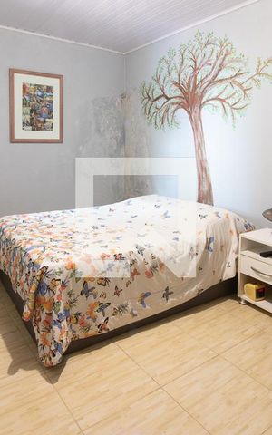 Casa à venda com 140m², 2 quartos e 1 vaga Casa à venda com 140m², 2 quartos e 1 vagaQuarto Suíte