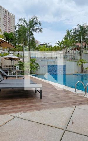 Apartamento para alugar com 116m², 3 quartos e 2 vagas Apartamento para alugar com 116m², 3 quartos e 2 vagasÁrea comum - Piscina