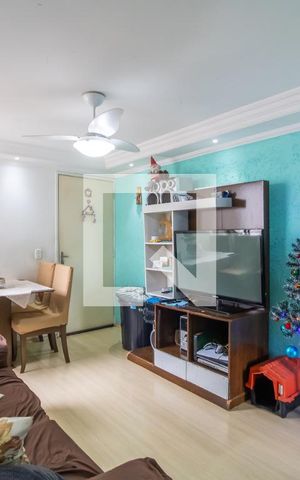 Apartamento à venda com 42m², 2 quartos e 1 vaga Apartamento à venda com 42m², 2 quartos e 1 vagaSala
