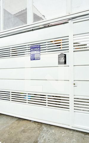 Casa para alugar com 150m², 2 quartos e 10 vagas Casa para alugar com 150m², 2 quartos e 10 vagasFachada