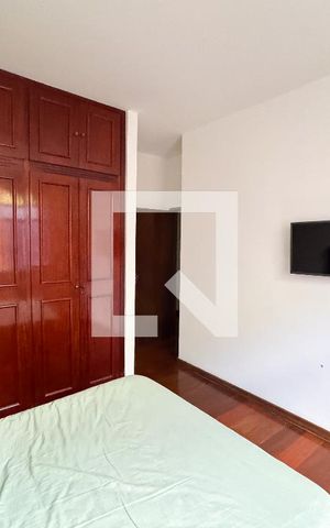Casa à venda com 200m², 4 quartos e 4 vagas Casa à venda com 200m², 4 quartos e 4 vagasQuarto 3