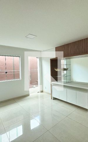 Casa à venda com 200m², 4 quartos e 4 vagas Casa à venda com 200m², 4 quartos e 4 vagassala 2
