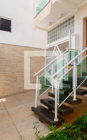 Casa à venda com 140m², 4 quartos e 3 vagasGaragem