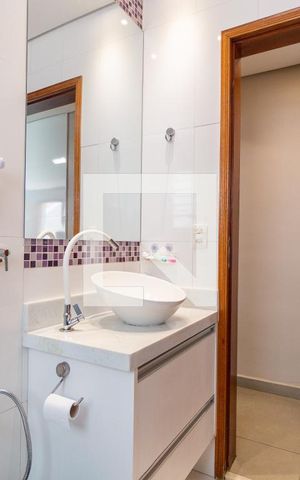 Casa à venda com 140m², 4 quartos e 3 vagasBanheiro - Social 2