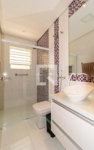Casa à venda com 140m², 4 quartos e 3 vagasBanheiro - Social 2