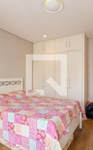 Casa à venda com 140m², 4 quartos e 3 vagasSuíte