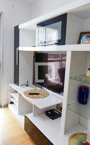 Apartamento à venda com 67m², 3 quartos e 1 vaga Apartamento à venda com 67m², 3 quartos e 1 vagaSala