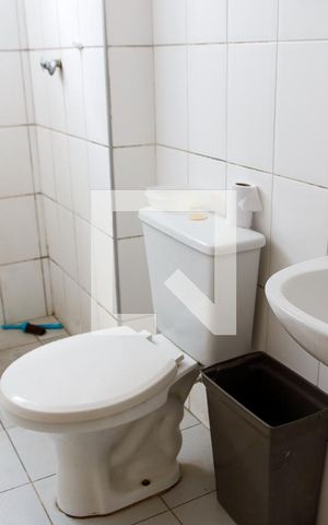 Apartamento à venda com 67m², 3 quartos e 1 vaga Apartamento à venda com 67m², 3 quartos e 1 vagaBanheiro