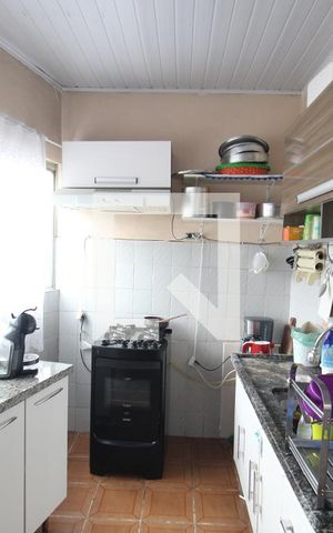 Casa para alugar com 330m², 4 quartos e 3 vagasCozinha 2
