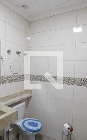 Casa para alugar com 330m², 4 quartos e 3 vagasBanheiro 2
