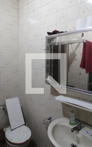 Casa para alugar com 330m², 4 quartos e 3 vagasBanheiro 3