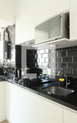 Apartamento à venda com 48m², 2 quartos e 1 vagaCozinha 