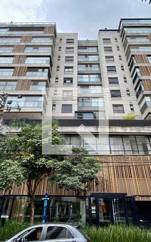 Apartamento à venda com 240m², 3 quartos e 3 vagas Apartamento à venda com 240m², 3 quartos e 3 vagasFachada