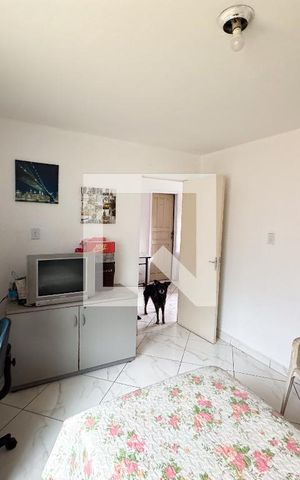 Casa à venda com 360m², 3 quartos e 3 vagas Casa à venda com 360m², 3 quartos e 3 vagasQuarto 1