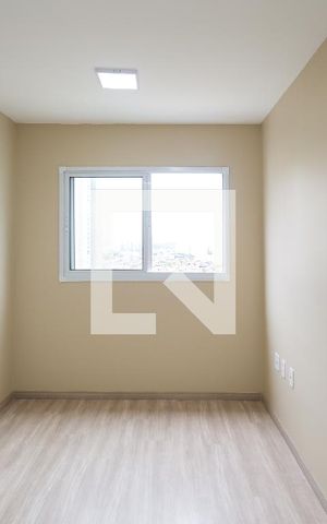Apartamento para alugar com 37m², 2 quartos e 1 vaga Apartamento para alugar com 37m², 2 quartos e 1 vagaSala