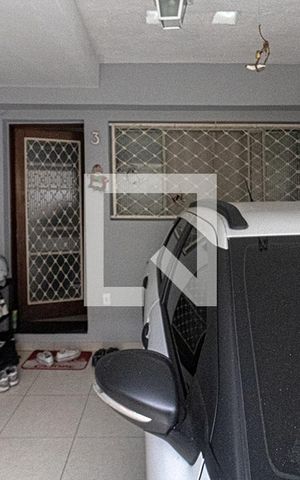 Casa de condomínio à venda com 95m², 3 quartos e 1 vaga Casa de condomínio à venda com 95m², 3 quartos e 1 vagaGaragem