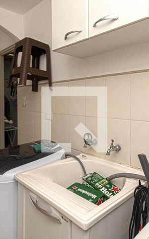 Casa de condomínio à venda com 95m², 3 quartos e 1 vaga Casa de condomínio à venda com 95m², 3 quartos e 1 vagaárea de serviço