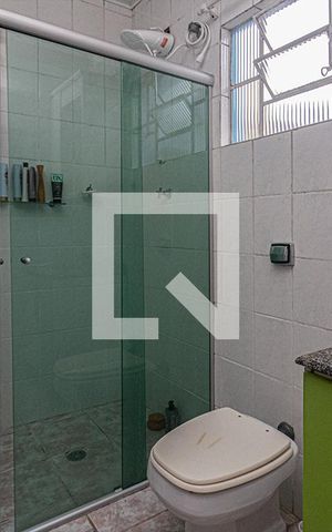 Casa de condomínio à venda com 95m², 3 quartos e 1 vaga Casa de condomínio à venda com 95m², 3 quartos e 1 vagabanheiro na suíte 2