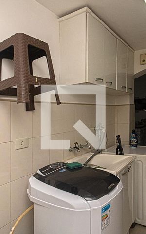 Casa de condomínio à venda com 95m², 3 quartos e 1 vaga Casa de condomínio à venda com 95m², 3 quartos e 1 vagaárea de serviço