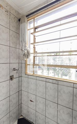 Apartamento à venda com 42m², 2 quartos e 1 vaga Apartamento à venda com 42m², 2 quartos e 1 vagaÁrea de Serviço