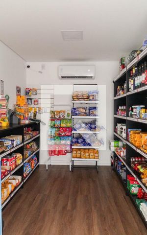 Apartamento à venda com 42m², 2 quartos e 1 vaga Apartamento à venda com 42m², 2 quartos e 1 vagaMercadinho