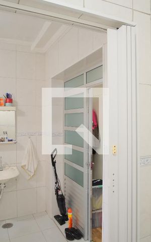 Casa à venda com 148m², 3 quartos e 1 vagaBanheiro da Suíte