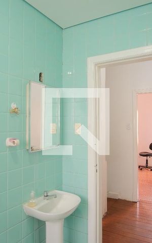 Casa à venda com 148m², 3 quartos e 1 vagaBanheiro