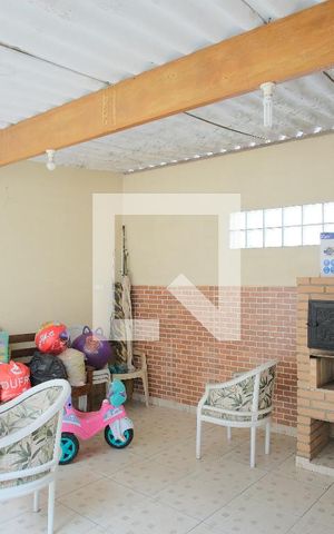Casa à venda com 148m², 3 quartos e 1 vagaQuintal