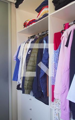 Casa de condomínio à venda com 125m², 3 quartos e 2 vagasCloset da suíte