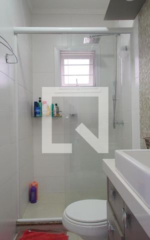Casa de condomínio à venda com 125m², 3 quartos e 2 vagasBanheiro da Suíte
